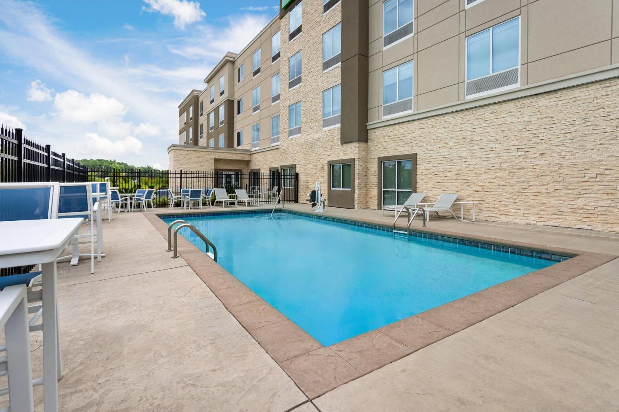 Holiday Inn & Suites - Savannah Airport - Pooler By Ihg Eksteriør billede